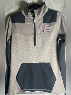 Vineyard Vines Perfomance Gray Half-Zip Pullover with Black Panels size small